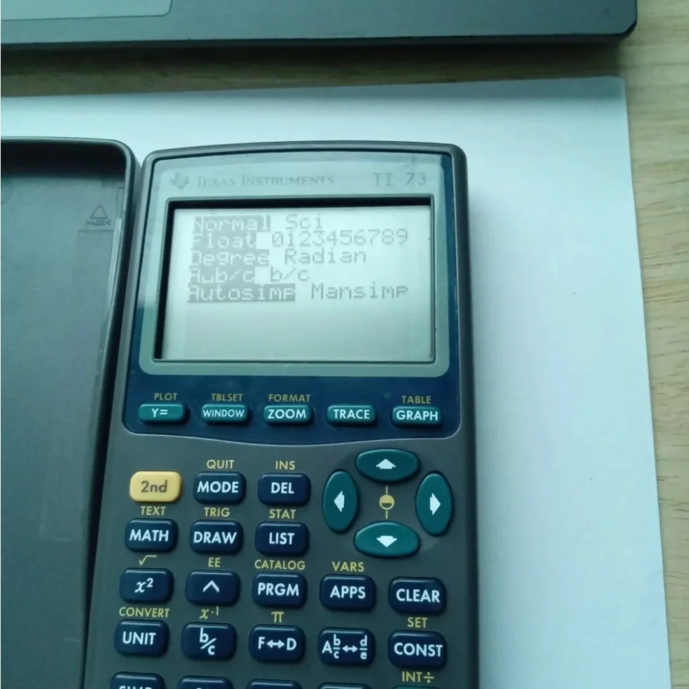 Texas Instruments TI 73 Graphing Calculator with Cover Tested Calculus - Picture 11 of 11